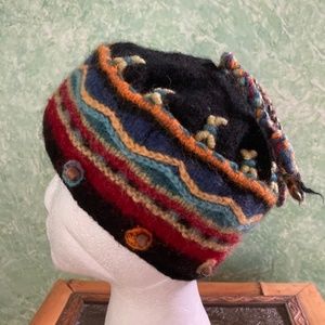 NEWARI wool child’s knit hat
